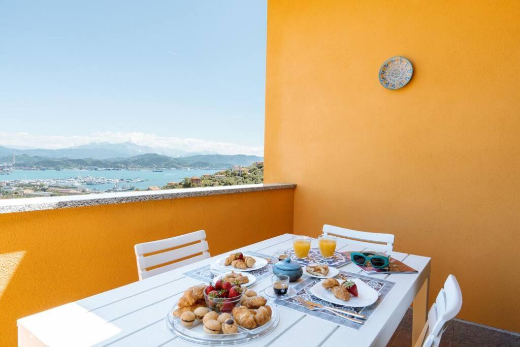 Apartamento Piccapiana Sea View Attic Flat La Spezia Exterior foto